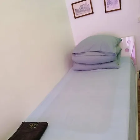 Studio Calme Pres Des Champs Elysees * パリ