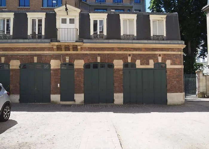 Studio Calme Pres Des Champs Elysees * パリ